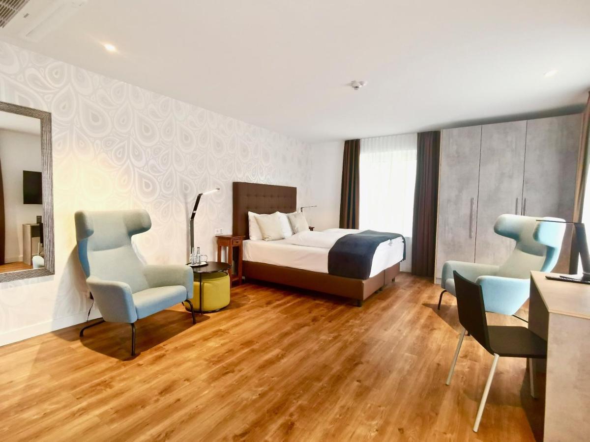 Hotel H23 3*