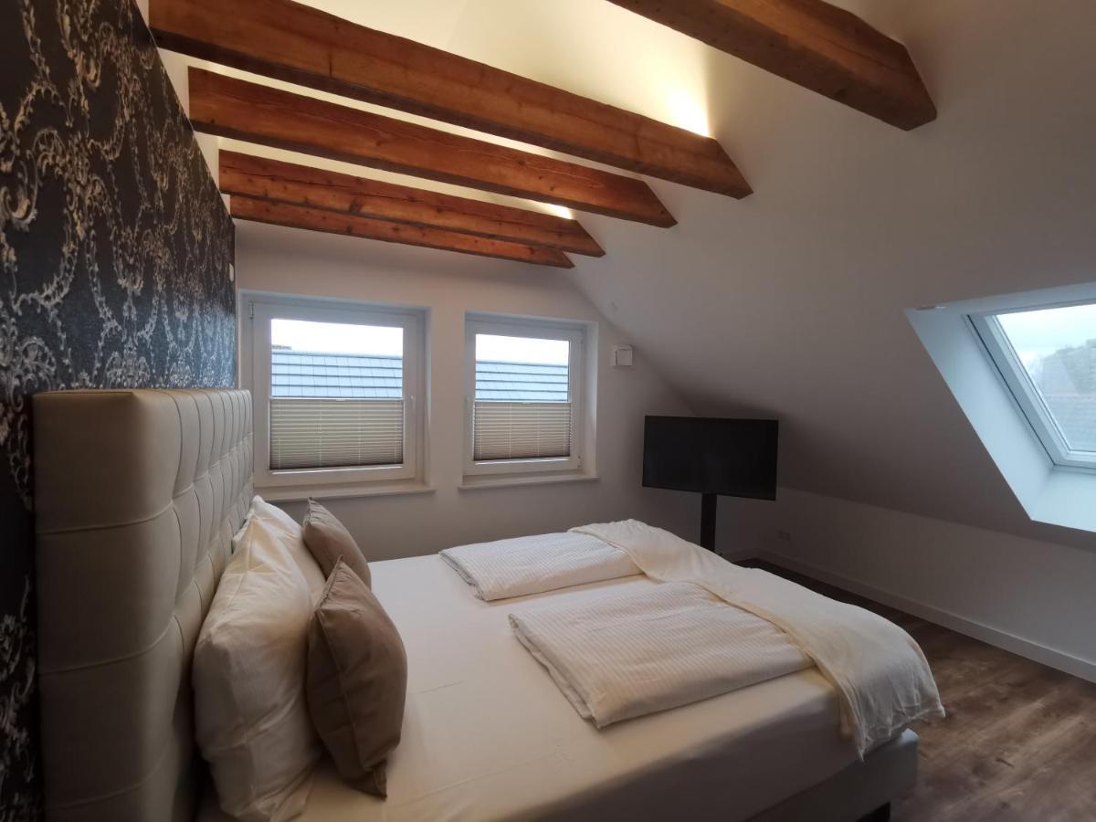 H23 Hotel 3*